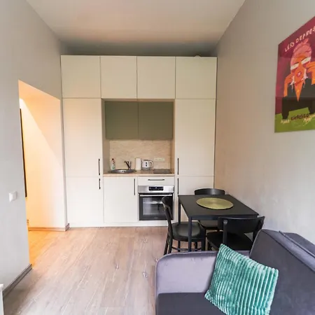 Апартаменты Beautiful And Modern Loft Next To The Old Town Вильнюс